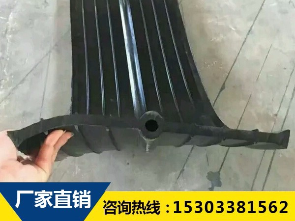 橡膠止水帶何種情況下會(huì)發(fā)生體積膨脹? 橡膠止水帶何種情況下會(huì)發(fā)生體積膨脹?