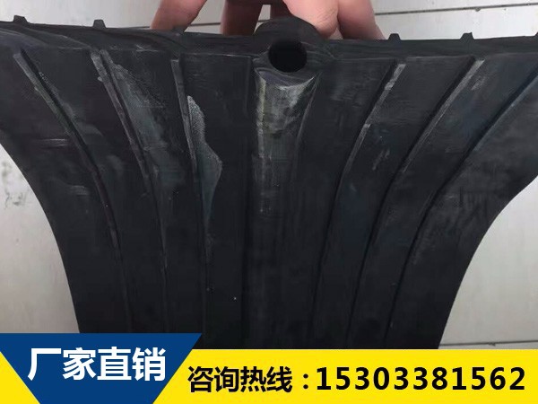 在建筑變形縫裝置里配置橡膠止水帶有用嗎? 在建筑變形縫裝置里配置橡膠止水帶有用嗎?